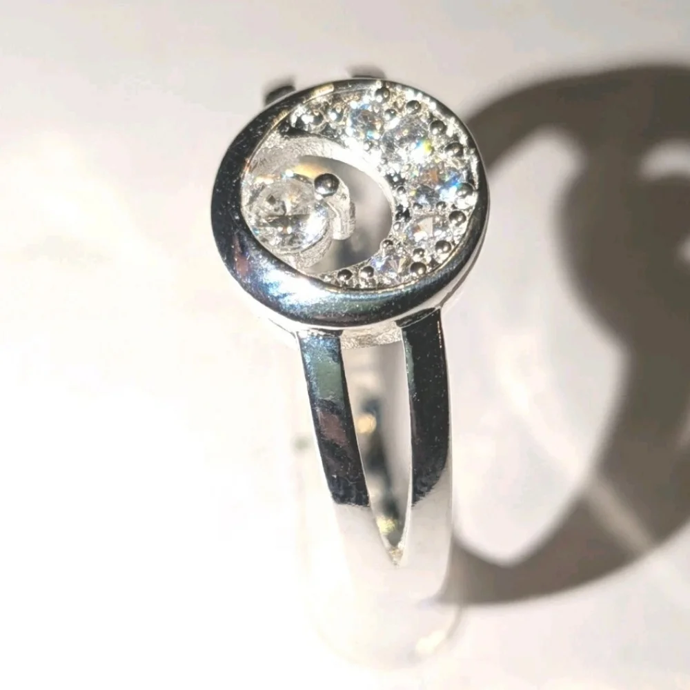 Luxury High Quality Unisex 925 Sterling Silver Crystal Crescent Moon Ring sz 8